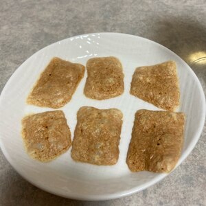 ワインのお供に!!レンジでパリパリチーズ